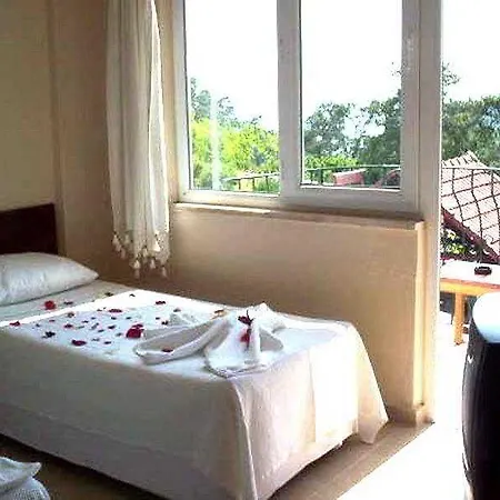 New Golden Gate Hotell
