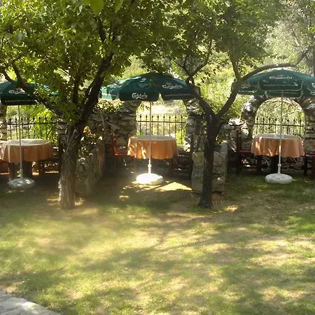 New Golden Gate Hotell 3*