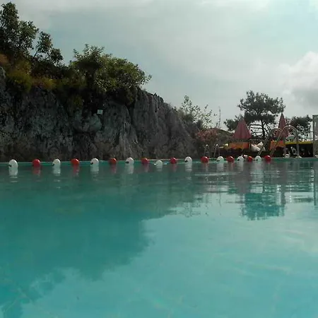 Hotell New Golden Gate 3*