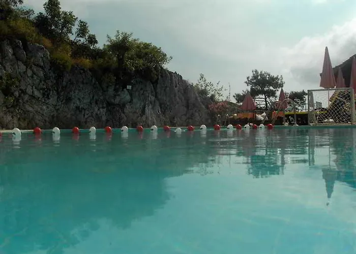 Hotel New Golden Gate 3*