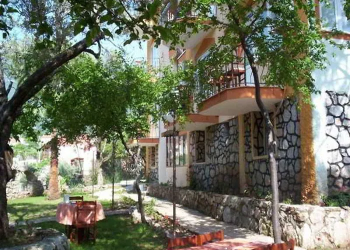 מלון New Golden Gate